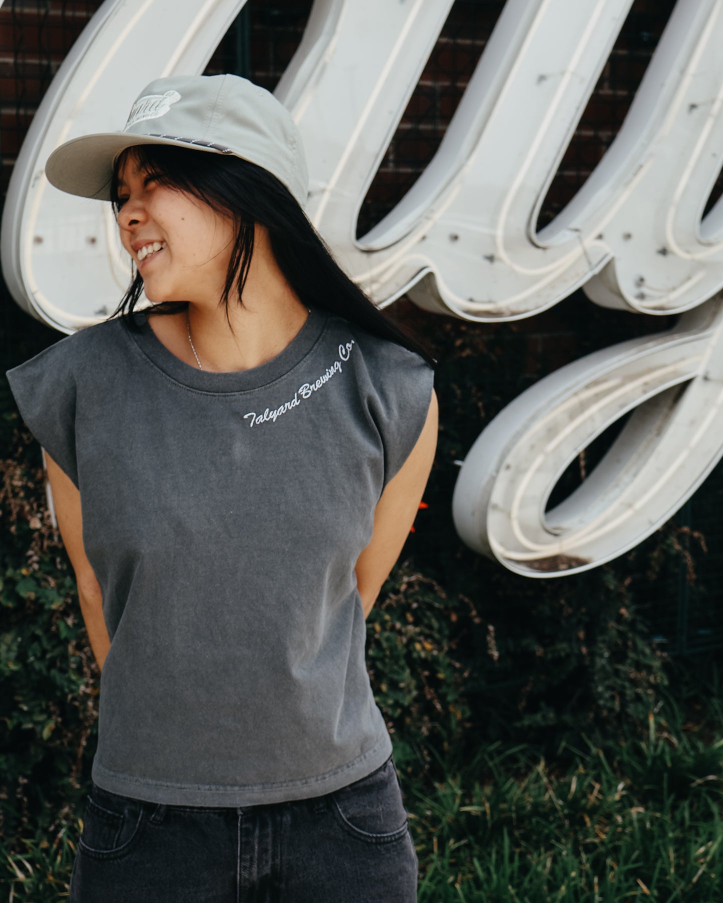 Women’s Muscle Crop Tank